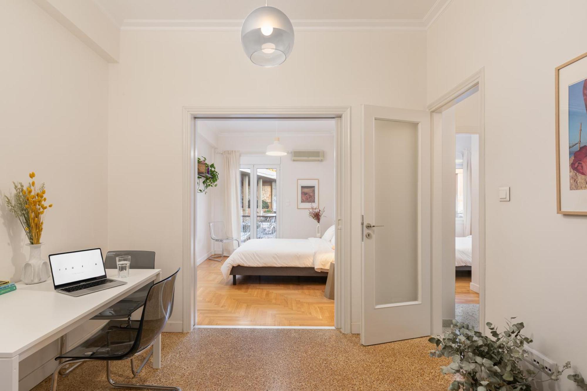 Peaceful Apartment In Neapoli, Exarcheia Афіни Екстер'єр фото
