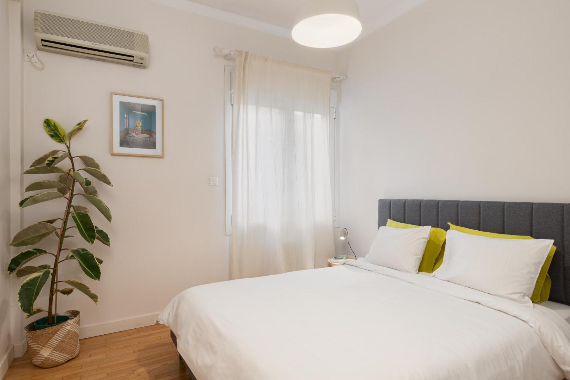 Peaceful Apartment In Neapoli, Exarcheia Афіни Екстер'єр фото